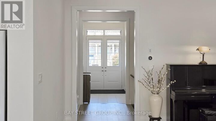 Property Photo:  97 Halldorson Avenue  ON L4G 0C5 