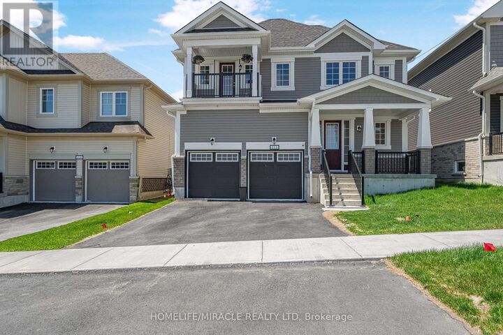 Property Photo:  111 Windermere Boulevard  ON K0H 1G0 