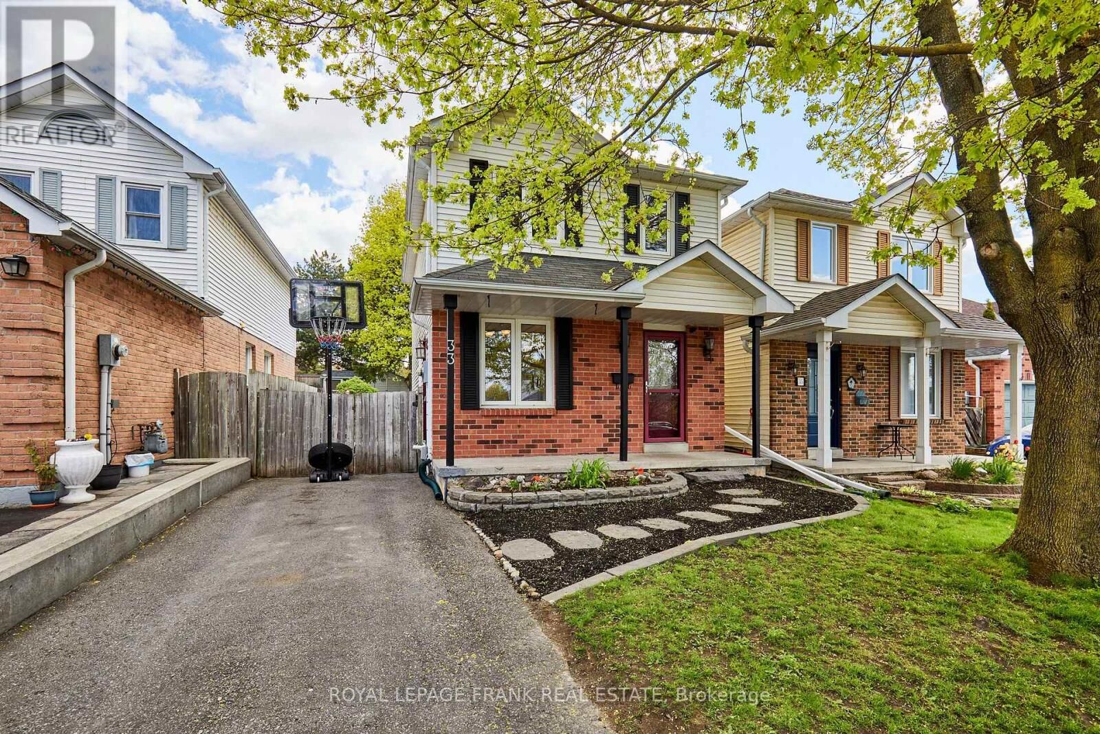 Property Photo:  33 Overbank Drive  ON L1J 7X9 