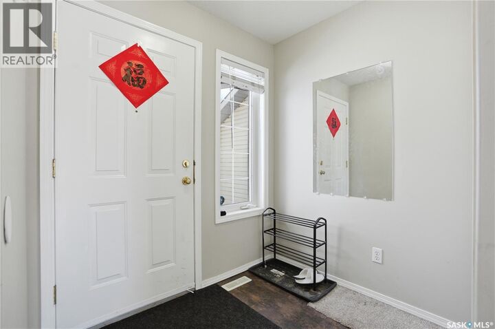 Property Photo:  35 110 Keevil Crescent  SK S7N 4N8 