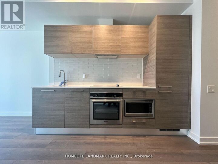 Property Photo:  3 Gloucester Street 710  ON M4Y 0C6 