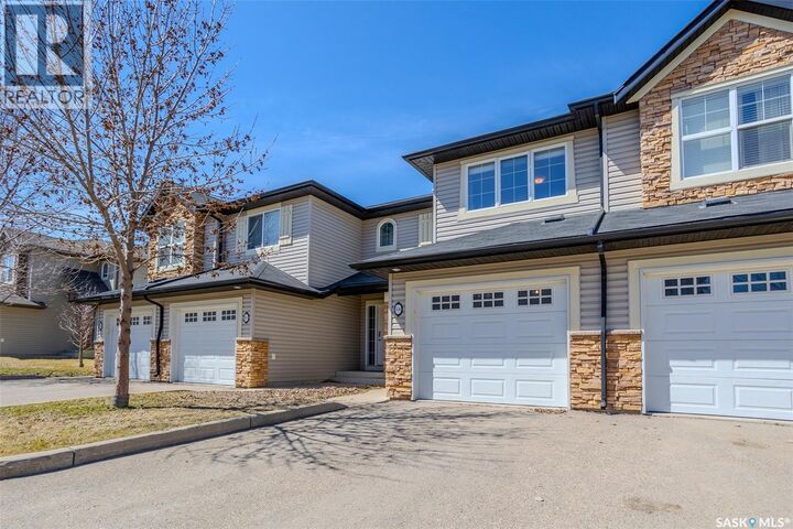 Property Photo:  306 105 Lynd Crescent  SK S7T 0C3 