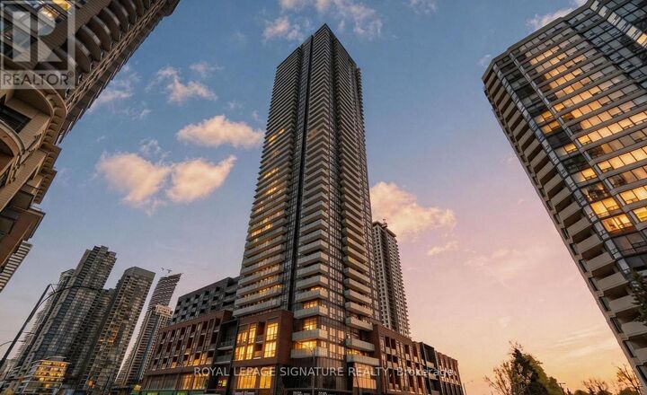 Property Photo:  430 East Square One Drive East 506  ON L5B 0L6 