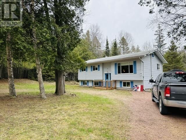 Property Photo:  3393 Walnut St  ON P0R 1C0 