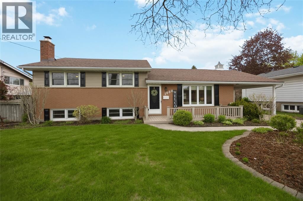 Property Photo:  1088 Guthrie Drive East  ON N7S 1Y2 