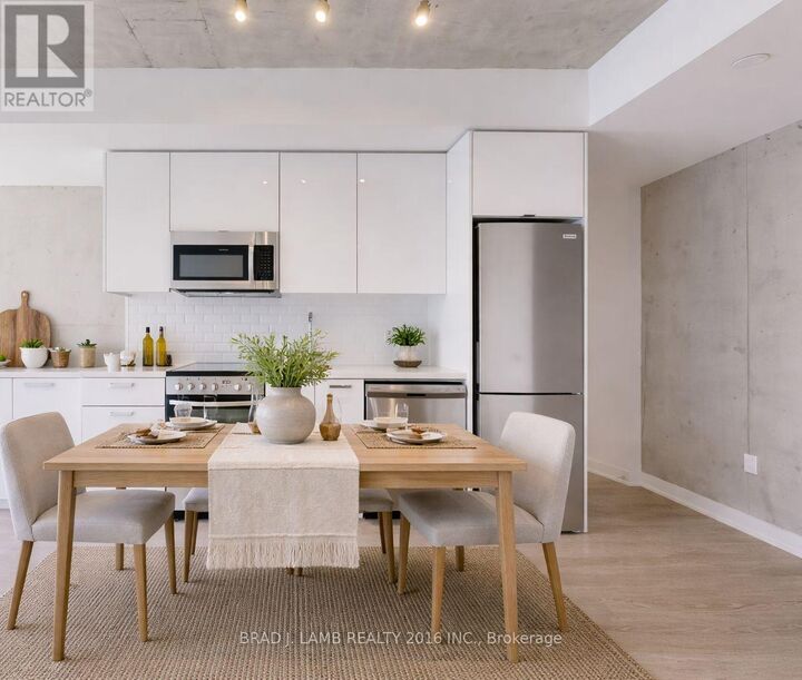 Property Photo:  284 King Street East 902  ON M5A 1K4 