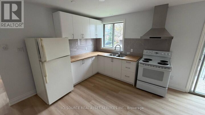 Property Photo:  3 Faulkner Street 4  ON L9W 3K9 