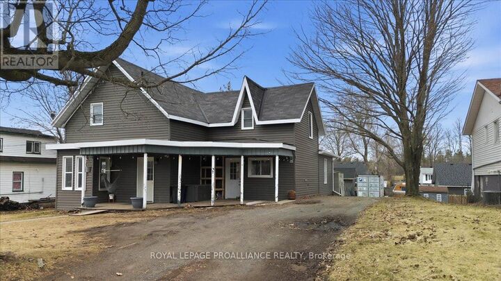 Property Photo:  61 Madoc Street  ON K0K 2M0 