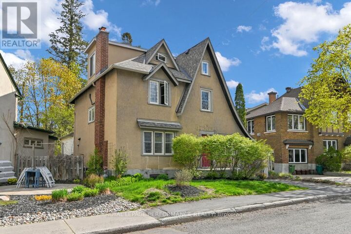 Property Photo:  9 Mutchmor Road  ON K1S 1L4 