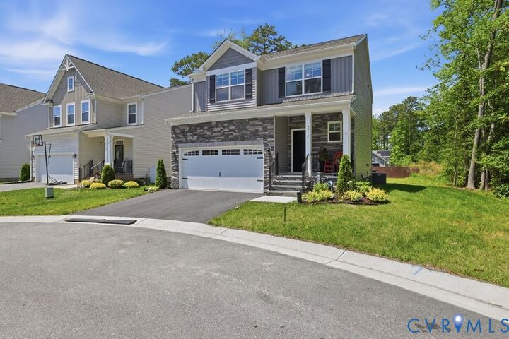 Property Photo:  7712 Hawthorne Avenue  VA 23227 