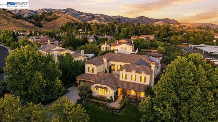 Property Photo:  326 Golden Grass Dr  CA 94507 