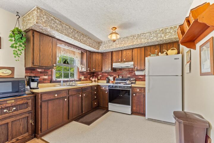 Property Photo:  18705 Forest Road  PA 16403 