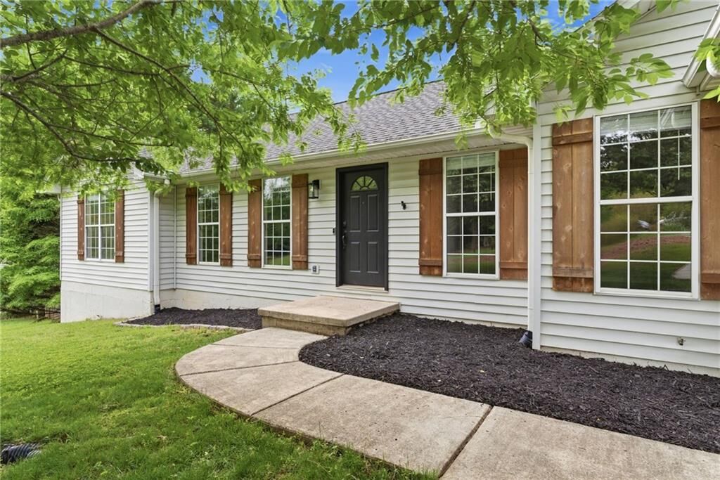 Property Photo: 6360 Mountain View Trail GA 30041
