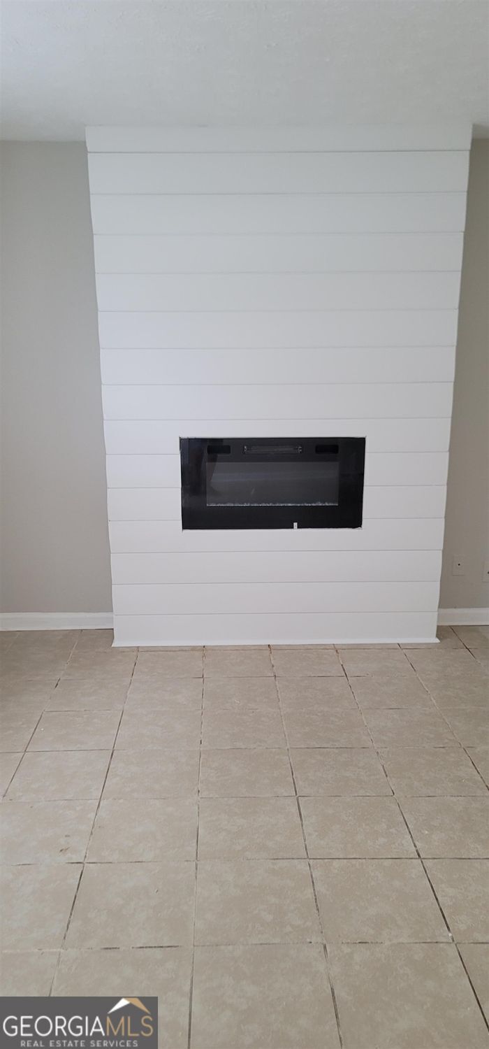 Property Photo:  2085 Lenoa Lane  GA 30106 