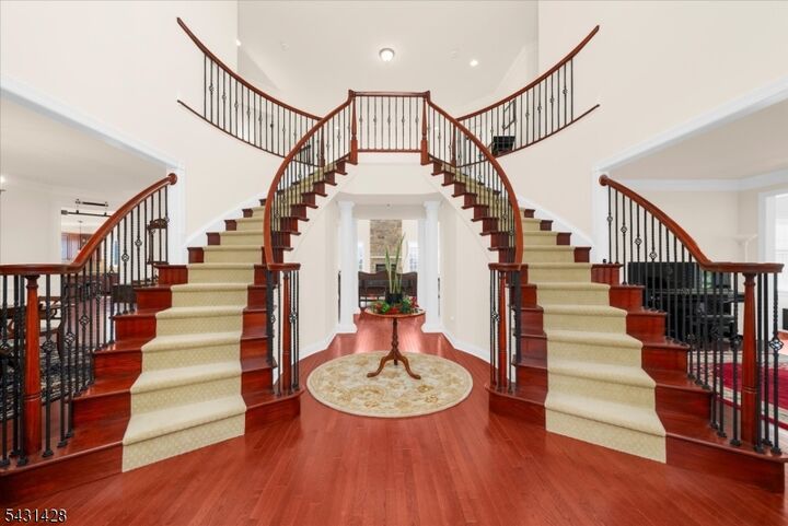 Property Photo:  4 Jacob Ct  NJ 08822 