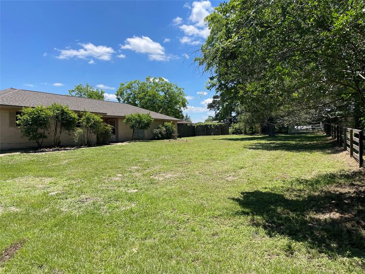 Property Photo:  19439 Keenan Cut Off Road  TX 77316 
