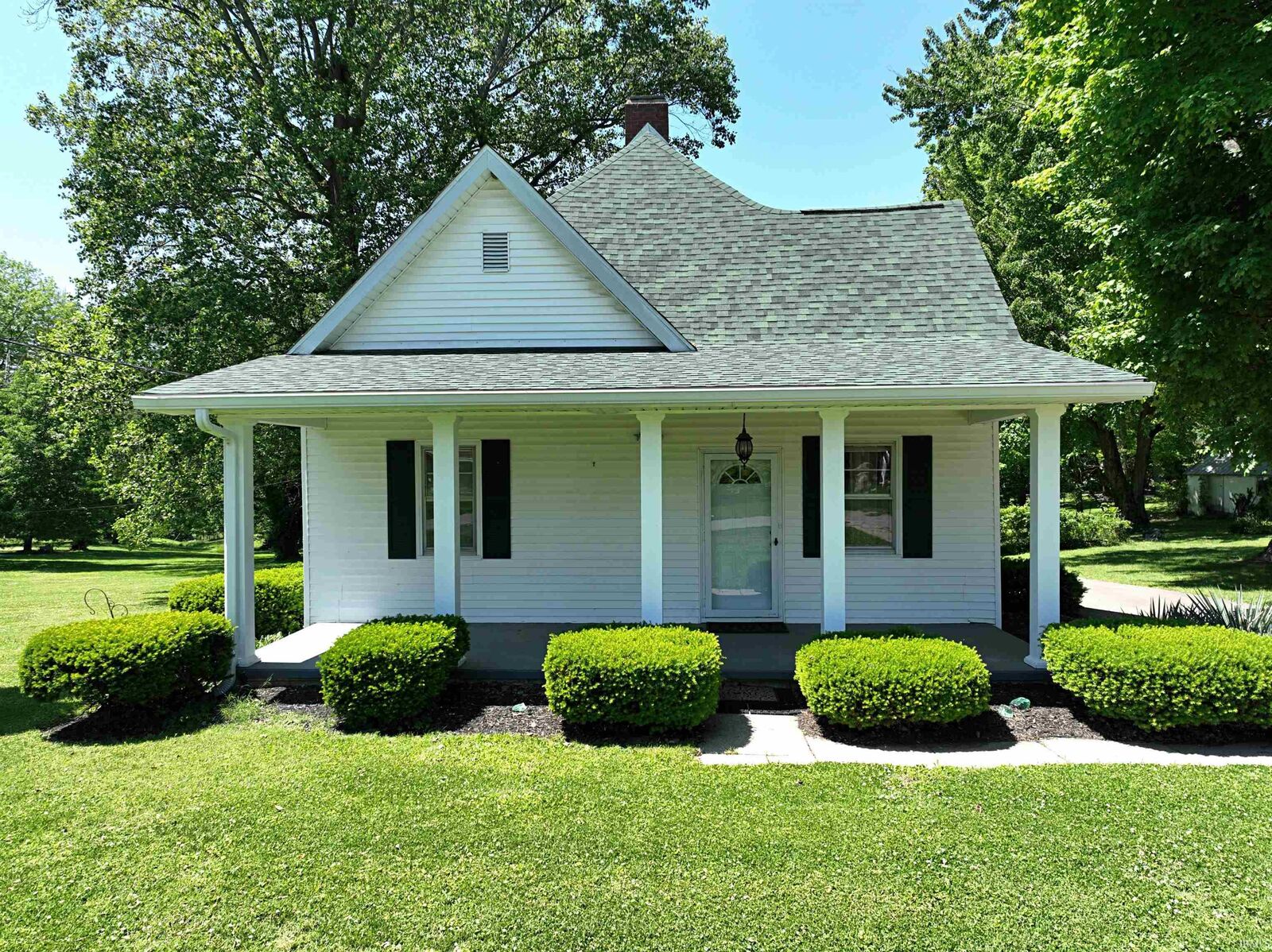 Property Photo:  1725 Bedford Road  IN 47501 