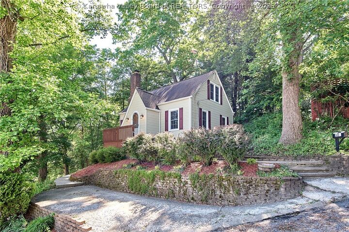 Property Photo:  308 Macon Street  WV 25303 