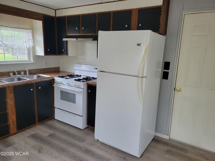 Property Photo:  302 S Johnson Street  OH 45810 