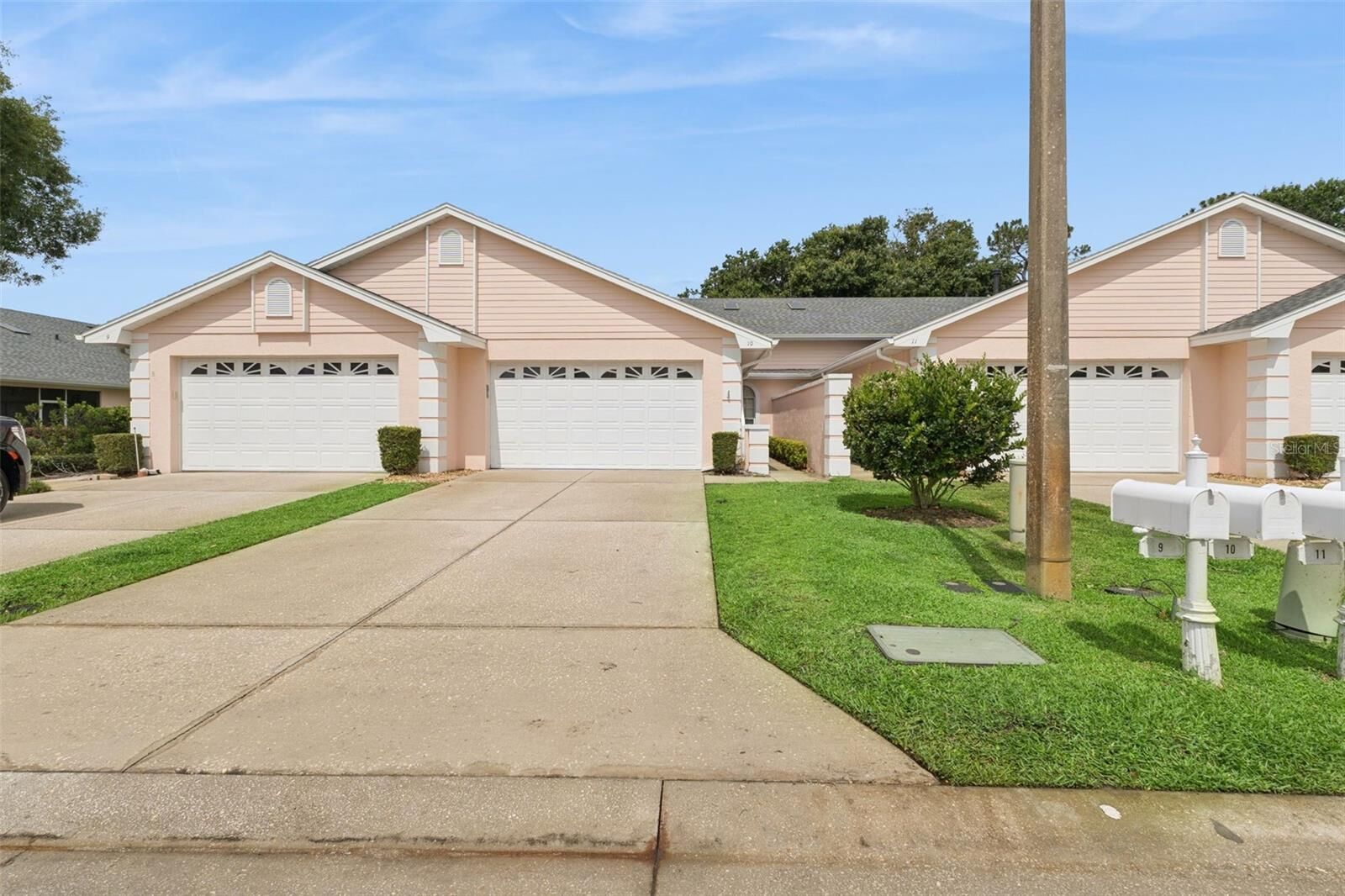 Property Photo: 10 Enclave Drive FL 33884