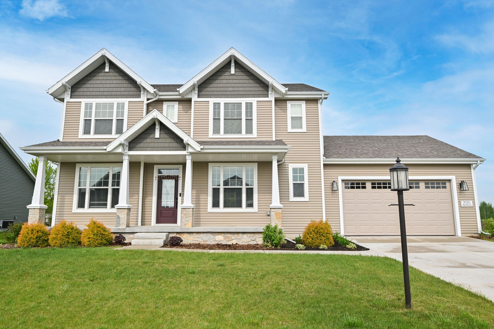 Property Photo: W201n5523 Magnolia Ln WI 53051