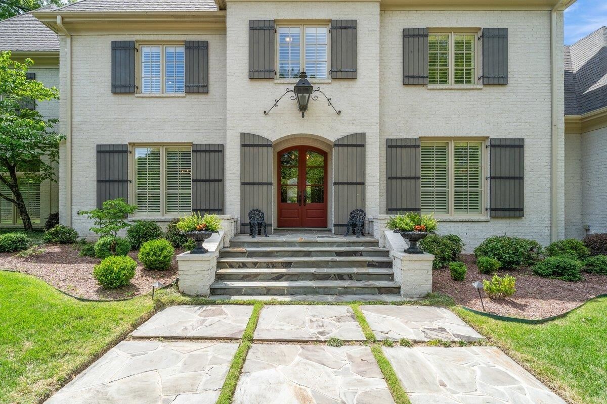 Property Photo: 2301 Caylors Woods Cv TN 38138