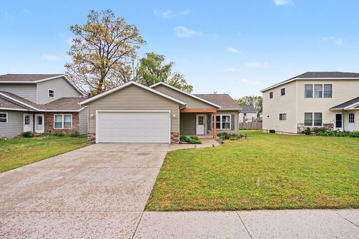 Property Photo:  495 W 24th Street  MI 49423 