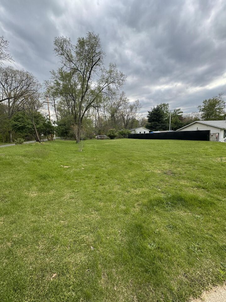 Property Photo: 1660 Parkview Drive MI 49120