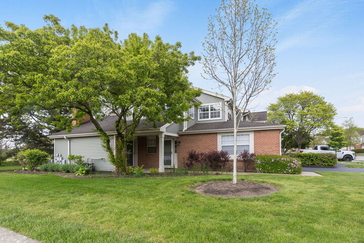 Property Photo:  1742 W Orchard Place 1742  IL 60005 