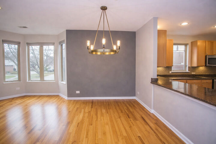 Property Photo: 8900 31st Street 18 IL 60513