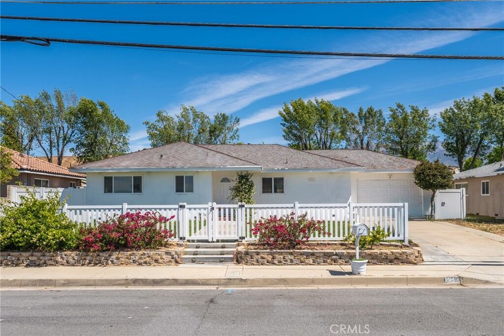 Property Photo:  1949 W Williams  CA 92220 