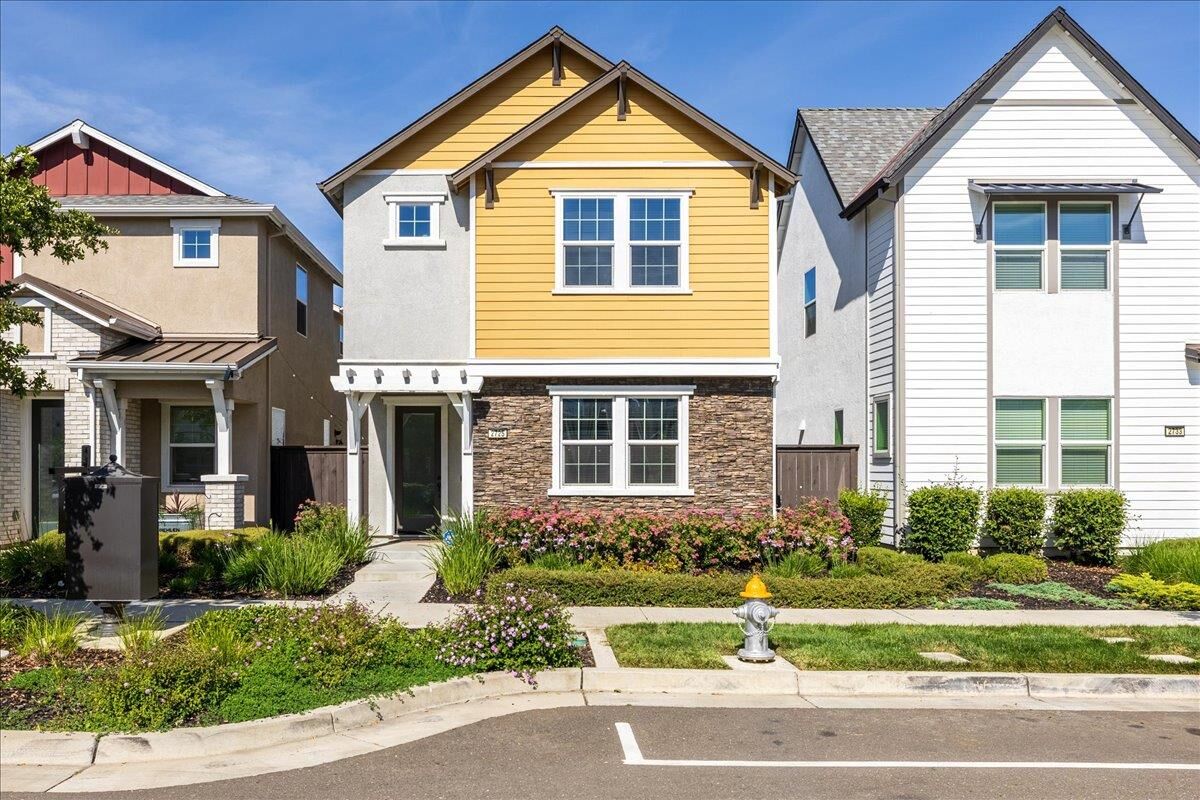 Property Photo: 2725 N Cove Drive CA 95833