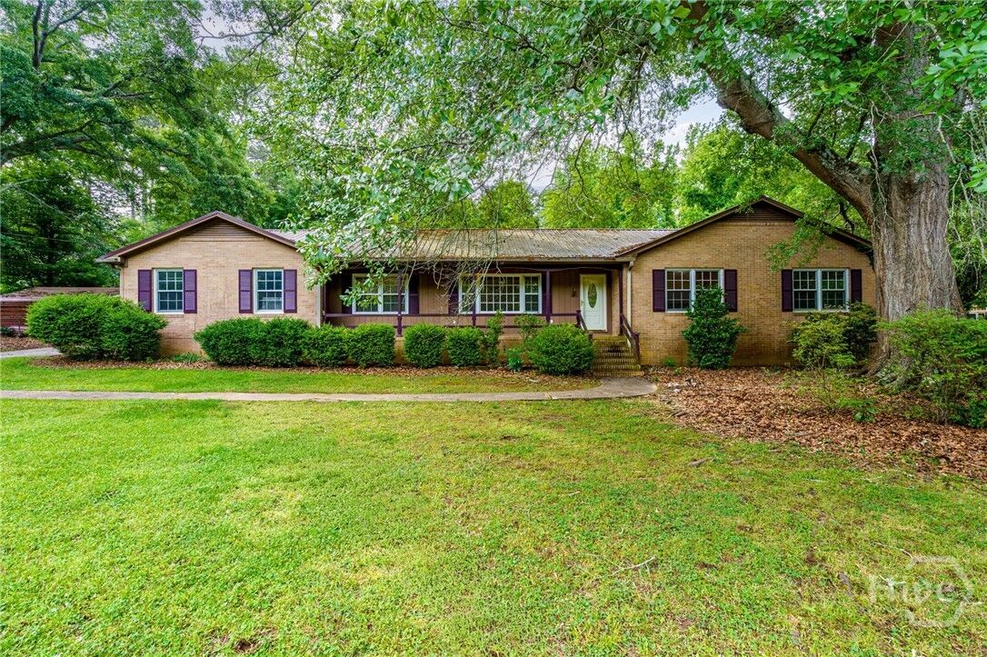Property Photo:  160 Tara Place  GA 30605 