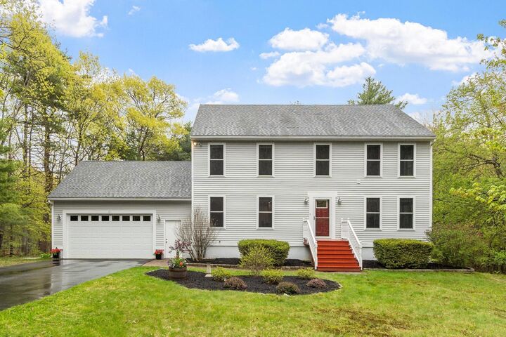 Property Photo:  12 Aladdin Road  NH 03087 