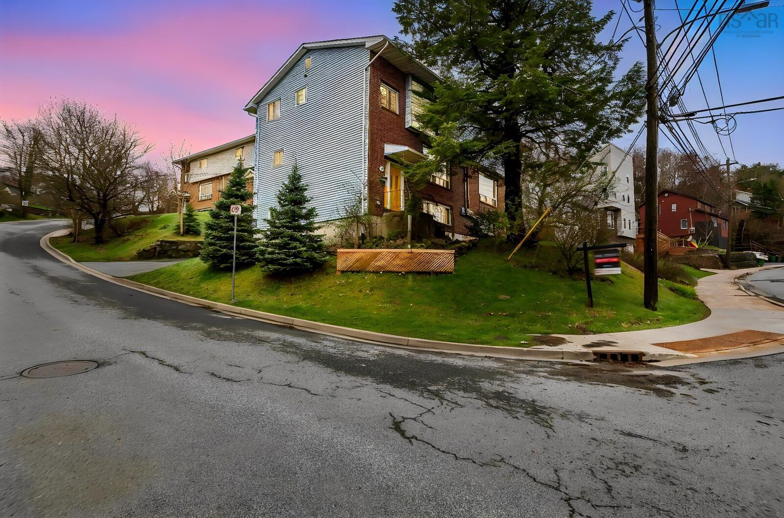 Property Photo:  562 St. Margarets Bay Road  NS B3N 1K7 