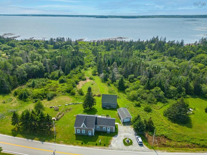 1663 Highway 3 — photo 1