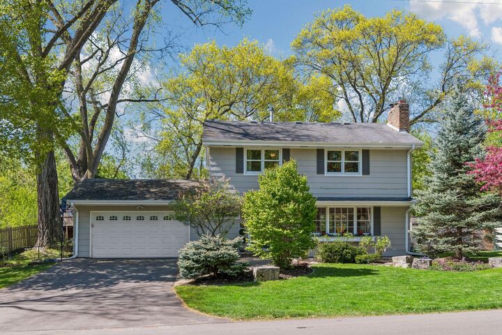 Property Photo: 290 Ridgeview Drive E MN 55391
