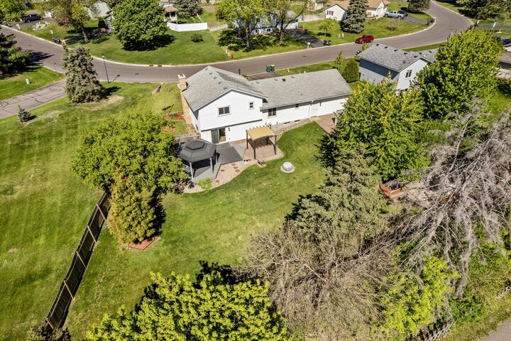 Property Photo:  1722 Nokia Way  MN 55122 