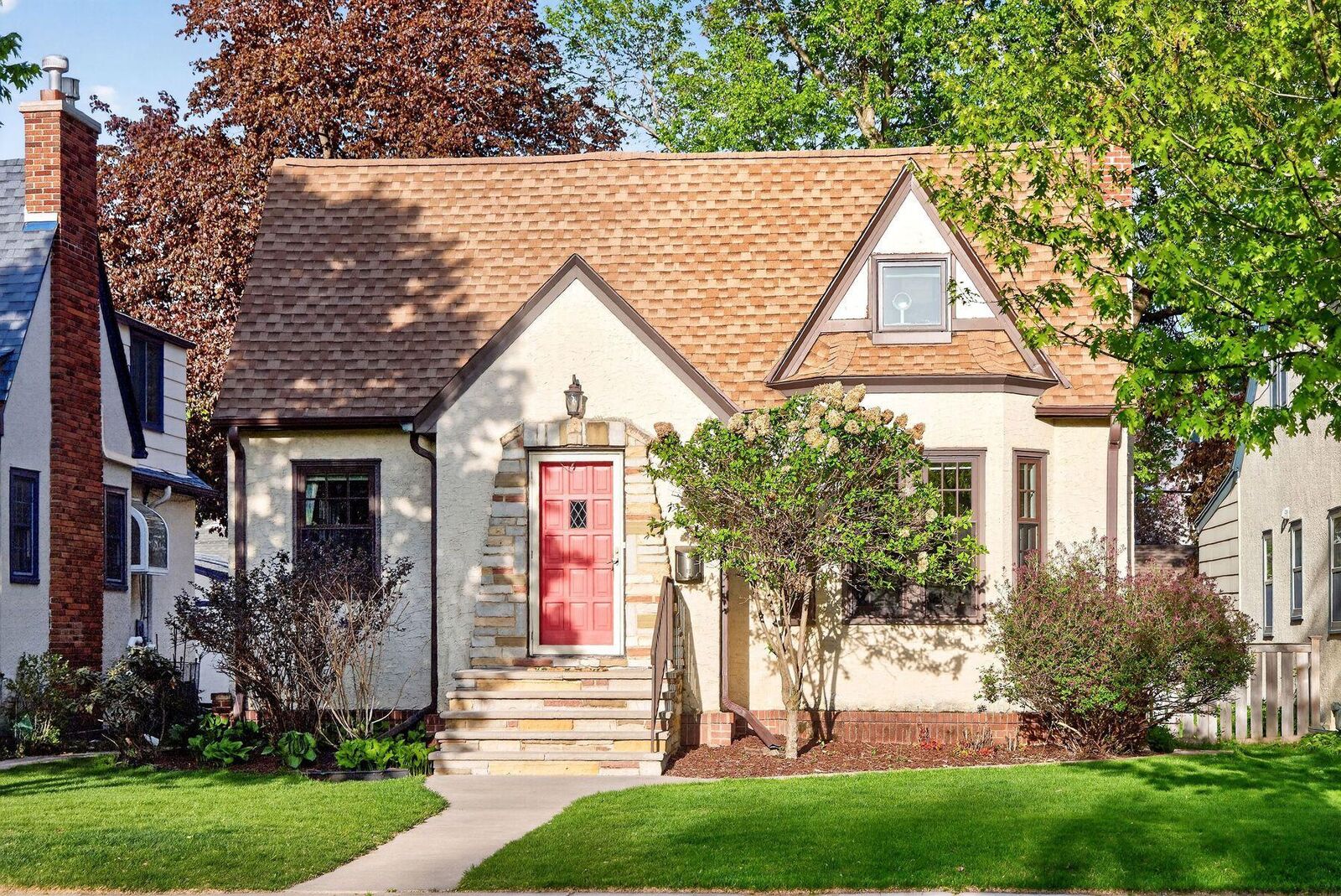 Property Photo:  4909 Knox Avenue S  MN 55419 