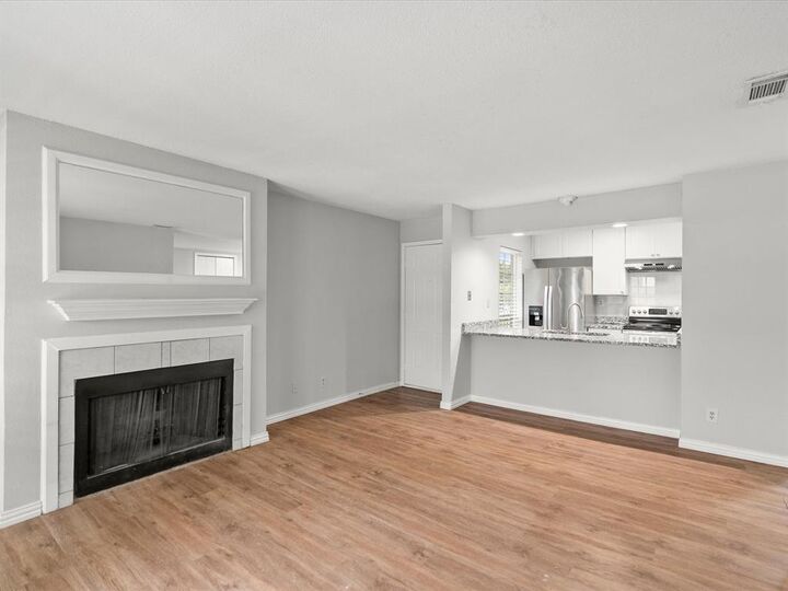 Property Photo:  5981 Arapaho Road 304  TX 75248 