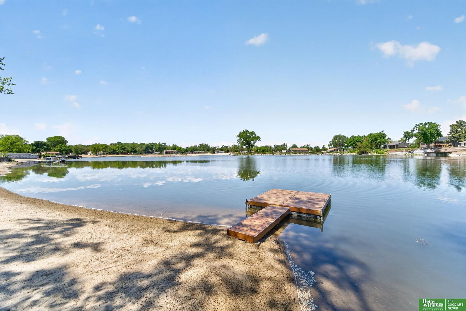 Property Photo: 3021 Sunset Drive NE 68016