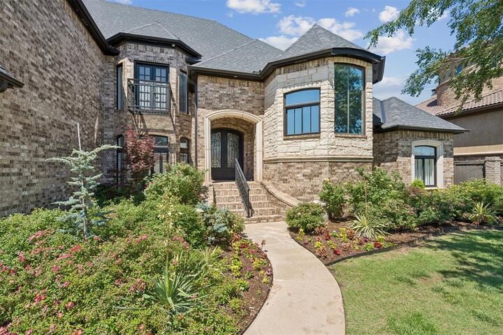 Property Photo:  16801 Kinross Circle  OK 73012 