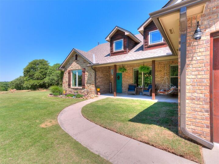 Property Photo:  4701 S Henney Road  OK 73020 