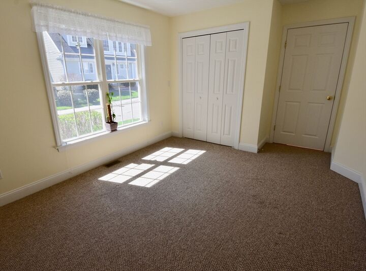Property Photo:  3 Enaya Cir 3  MA 01606 