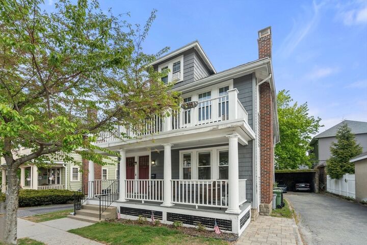 Property Photo:  9 Dunton Rd 9  MA 02472 