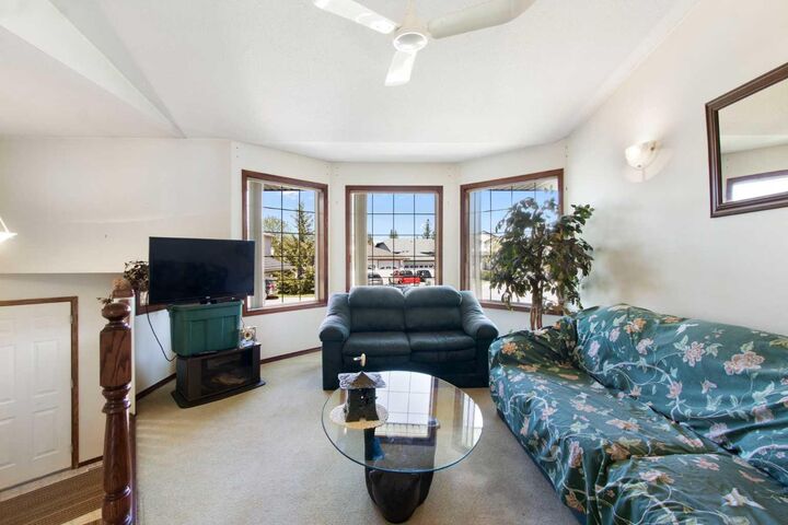 Property Photo: 2 Madison Court AB T1P 1M5