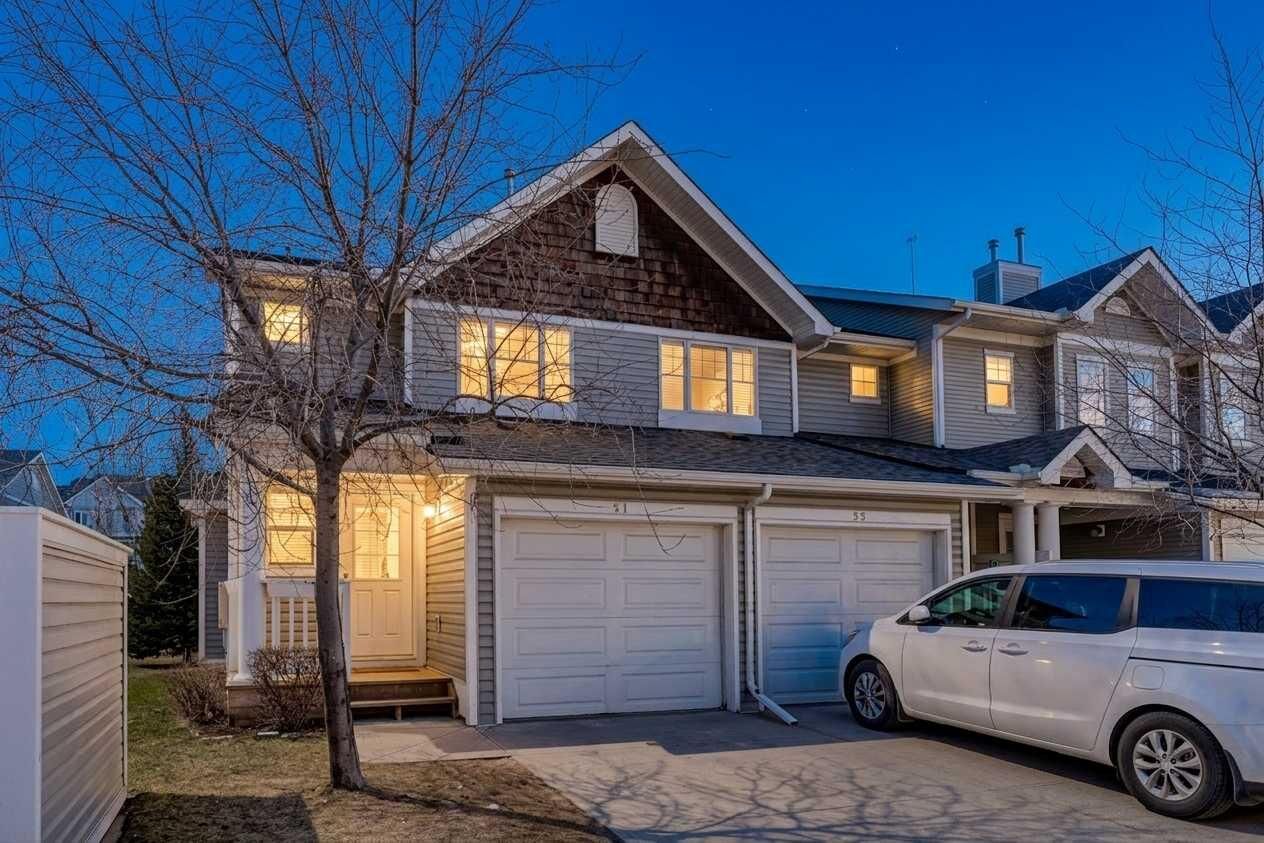Property Photo: 51 Country Village Villas NE AB T3K 0L7
