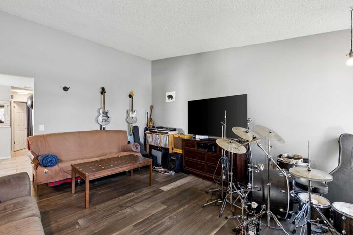 Property Photo:  68 Templegreen Bay NE  AB T1Y 4Z3 