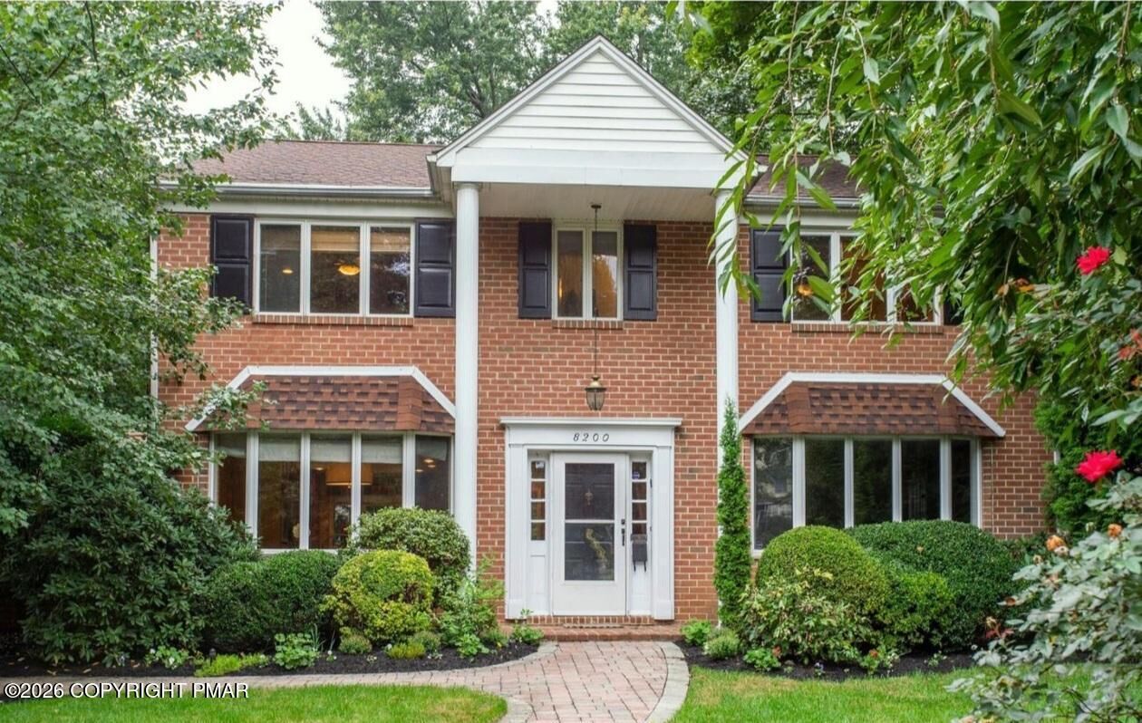 Property Photo:  8200 Cadwalader Avenue  PA 19027 