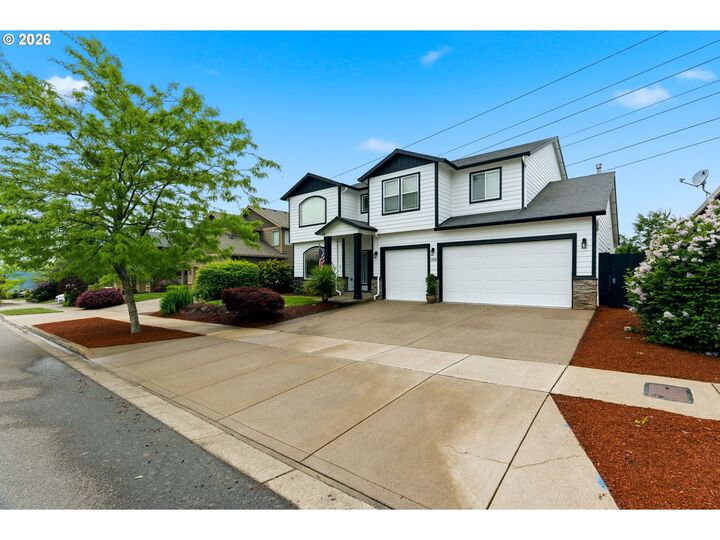 Property Photo:  359 NW Eagle Feather St  OR 97304 
